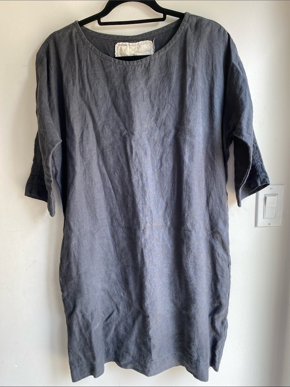 Woman’s Not Perfect Linen Gray XS Dress